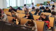 XXX Olimpada de Qumica. Mallorca: aula 1 de l'edifici Mateu Orfila i Rotger, campus universitari, Palma